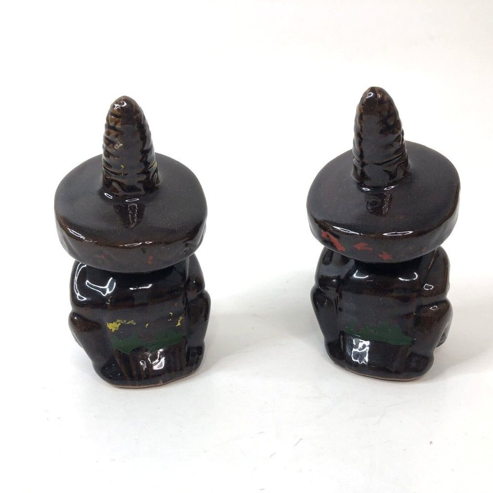 Vintage Ceramic Sleeping Mexican Man Salt and Pepper Shakers Sombrero Siesta